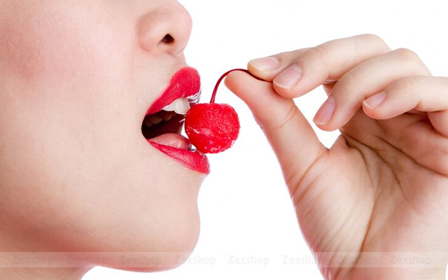 làm tình bằng miệng có bị hiv hay không